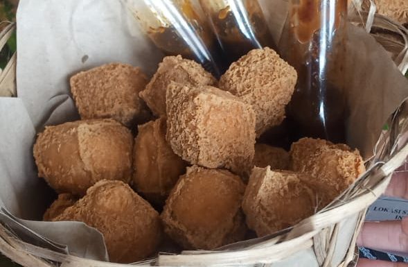 Tahu Sumedang Terbanggibesar, Renyahnya Bikin Mak Kres di Lidah