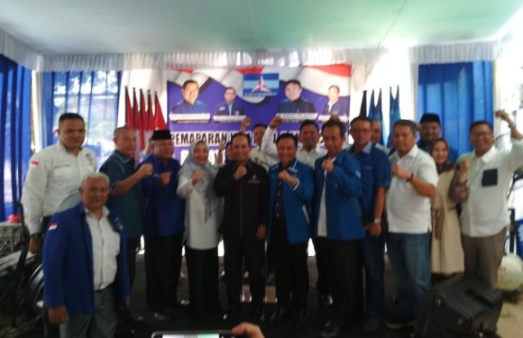 Balon Bupati dan Wabup Sampaikan Visi-Misi di Demokrat Lamteng
