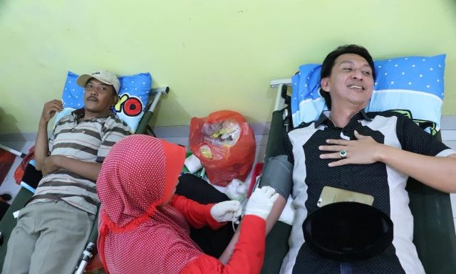 Selain Reses Berkelompok, Dewan Dapil V Lamteng juga Gandeng PMI