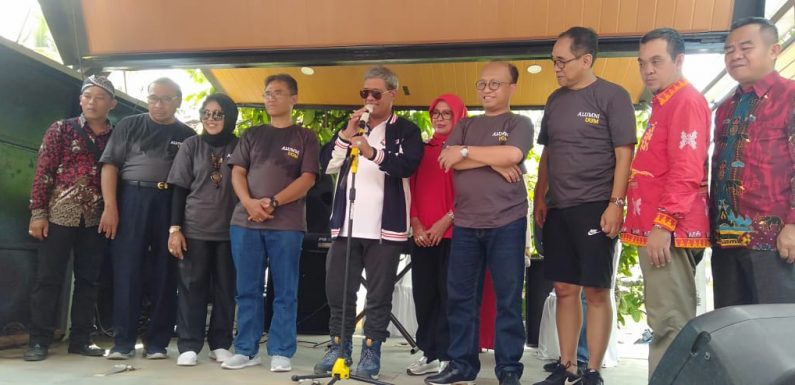 Batal Hadir di Liman Benawi, Ganjar Pranowo Sapa Warga via Telekonferensi