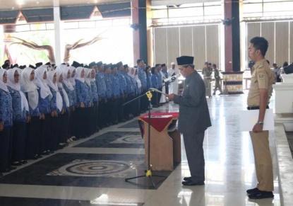 596 ASN Lampung Tengah di Sumpah