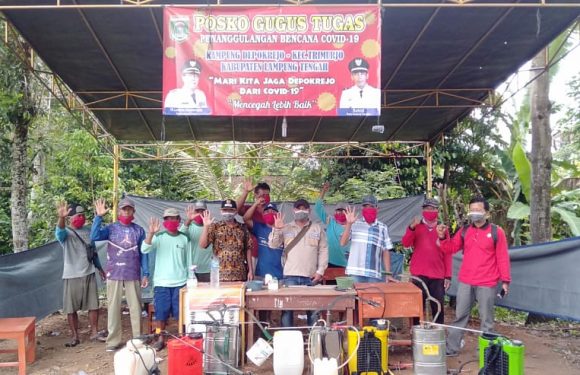 Kakam Depok Rejo Semprot Disinfektan Tahap 3, Sasar 1.000 Rumah Warga