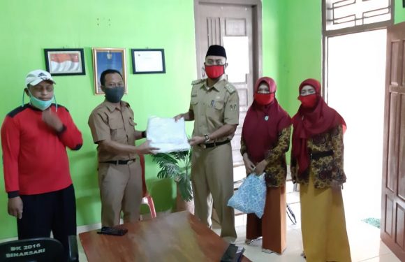 Posko Relawan Kalirejo Berantas Covid-19  Terus Salurkan Bantuan