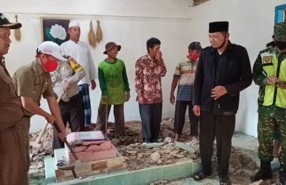 23 Makam Aliran Kepercayaan Kekalah Dibongkar