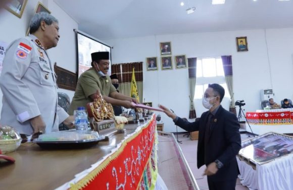Kerap Jadi Langganan Banjir, Agus Triono Sampaikan Aspirasi Warga di Rapat Paripuna