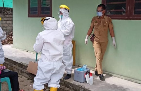Respon Cepat Covid-19, Puluhan Orang Kembali Jalani Swab Test di Puskesmas Rumbia
