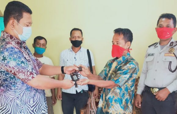 Ops Sikat Krakatau, Polsek Trimurjo Terima Senpi Rakitan Jenis Revolver dari Warga