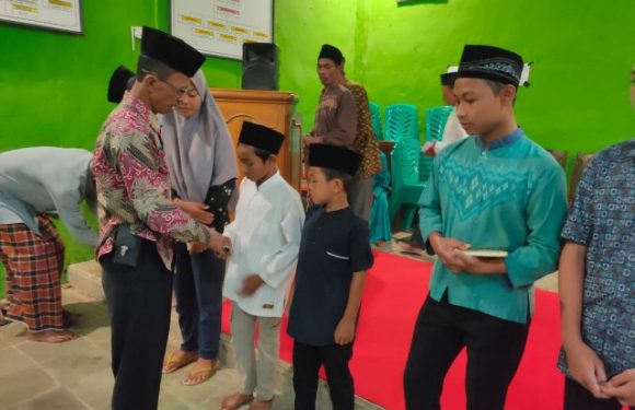 Peringati Tahun Baru Islam, Kakam Notoharjo Gelar Doa Bersama dan Santuni Anak Yatim Piatu