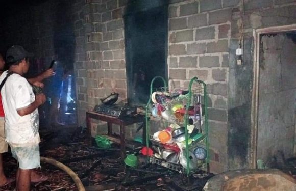 Ditinggal Pemilik, Rumah Warga Punggur Hangus Dilalap Api