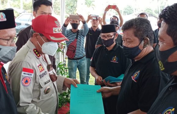 Bupati Loekman Hadiri Deklarasi dan Pelantikan FOR IKKAM Lamteng