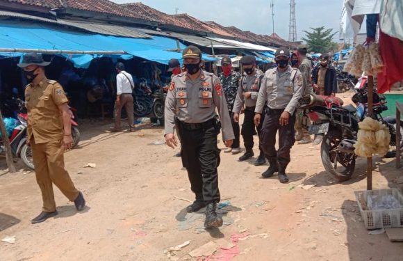 Forkopimcam Seputihsurabaya Woro-woro Protokol Kesehatan di Pasar Gaya Baru