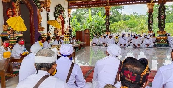 Kunjungi 6 Kampung di Kecamatan Seputihbanyak, Bupati Loekman Warning Virus Corona Gelombang Kedua