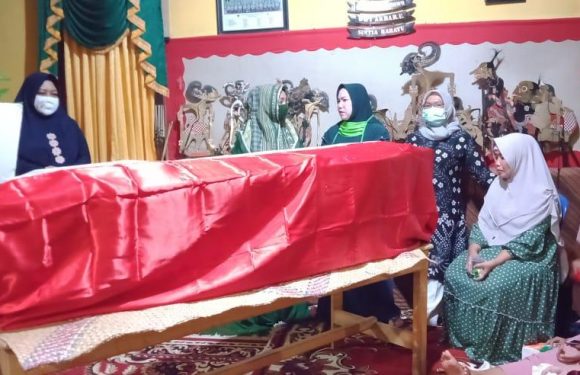 Nessy Mustafa Sebut Dwi Akbar Utomo sebagai Pahlawan