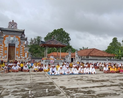 Umat Hindu Rayakan Kuningan