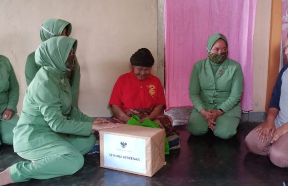 Kunjungi Koramil 411/04 Trimurjo, Dandim 0411/LT Bersama Danramil Gelar Baksos