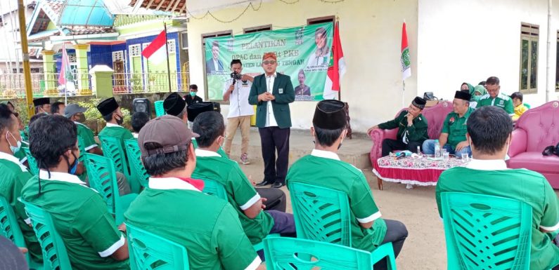 Ardito Wijaya Lantik DPAC dan DPRt PKB Kecamatan Punggur