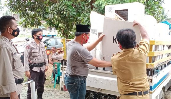 PPK Punggur Distribusikan Logistik Pilkada Lamteng ke 9 Kampung