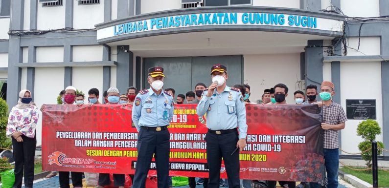 32 Napi Lapas Kelas IIB Gunungsugih Dapat Asimilasi