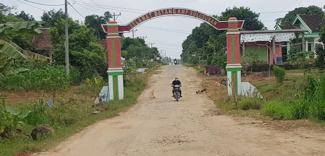 Pengusaha Lapak Seputihagung Diminta Taati Aturan Penggunaan Jalan