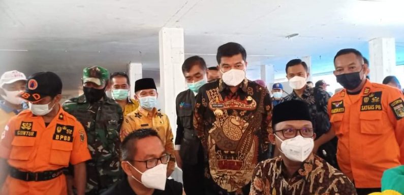 Wabup Ardito Vaksin Camat Terbanggibesar