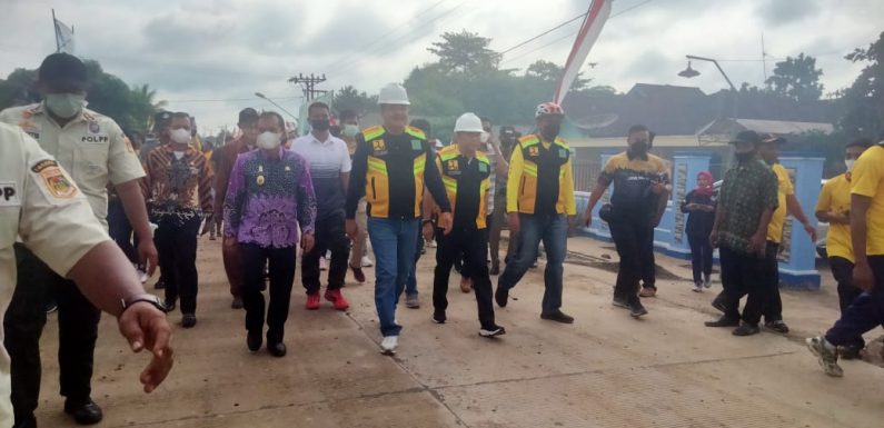 Peresmian Jalan Rigid Beton 11 Km di Seputihagung Ditandai 5.000 Petisi Tandatangan Warga