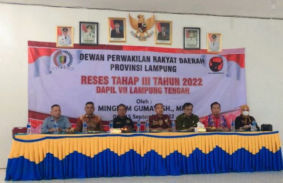 Reses di SMKN 2 Terbanggibesar Lamteng, Ketua DPRD Provinsi Lampung Berikan Penyuluhan Narkoba