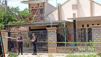 Anggota Polsek Waypengubuan Tewas Ditembak di Dekat Rumahnya