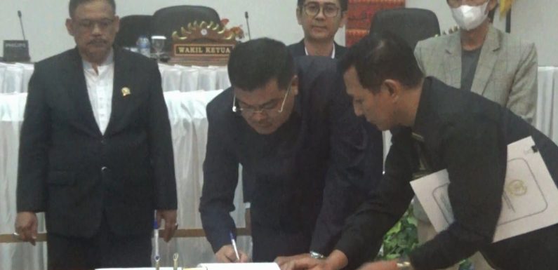 DPRD Lamteng Sahkan APBD Perubahan Tahun 2022