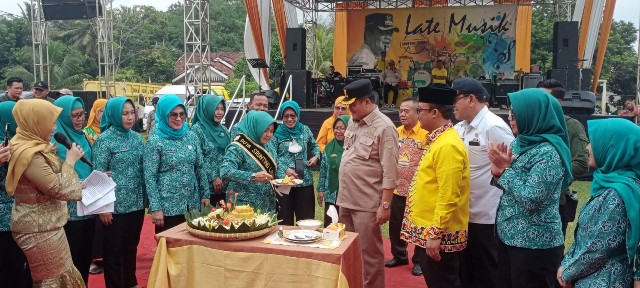 Bunga Kampung Usai, Bupati Musa Minta  Camat Lanjutkan Program Ngantor di Dusun