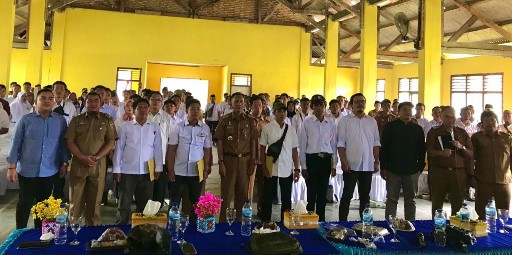 Ketua Pokdarwis Lamteng Bersama Kadispora dan Pariwisata Lantik Pokdarwis Wilayah Barat