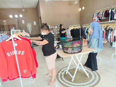 Buka Cabang Baru di Poncowati, Bertvilles Club Tabur Sale Pakaian Hanya Rp 2 Ribu