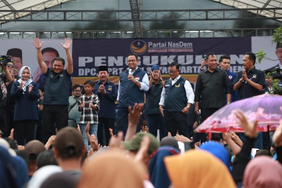 Anies Baswedan Hadiri Pelantikan Sayap Partai NasDem Se-Lampung dan Pelantikan DPC  DPRt Se-Lampung Tengah