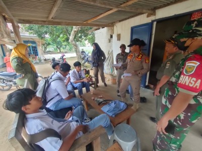 Nongkrong di Warung Saat KBM berlangsung, Sejumlah Pelajar di Kecamatan Punggur Terjaring Razia