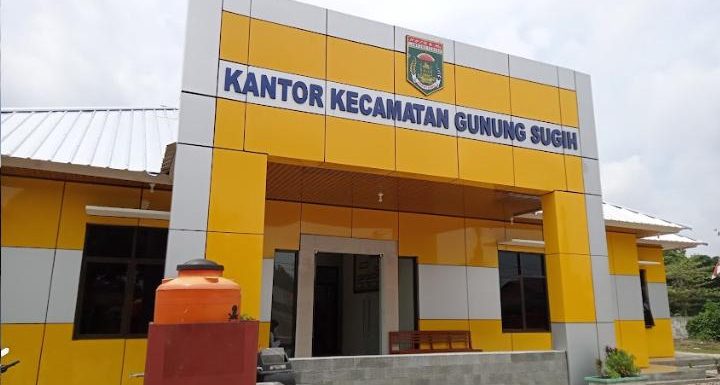 Camat Gunungsugih Tak Banyak Komentar Terkait Viralnya Video Kakam Gunungsari yang Mabuk Berat