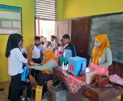 Bulan Imunisasi Anak Sekolah (BIAS) Kembali Digelar di SDN 2 Fajar Mataram