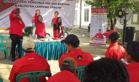 Konsolidasi, Komang Koheri Ajak Kader PDI Perjuangan Turun ke Masyarakat
