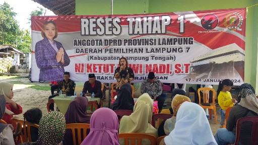 Ni Ketut Dewi Nadi Serap Aspirasi Masyarakat Kenangasari