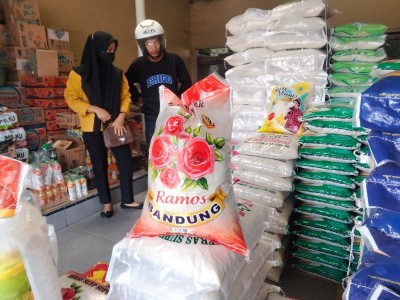 Harga Beras Terus Merangkak Naik