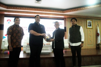 Menpora Dito Ariotedjo Ajak Disway Group Berkontribusi Dukung Program Kepemudaan