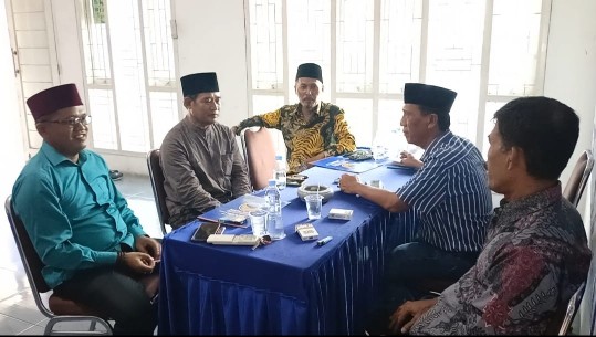 Dua Tokoh NU Lamteng Ambil Berkas Penjaringan Bacawabup Partai NasDem