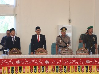 Kapolres Lampung Tengah Hadiri Pelantikan Anggota DPRD