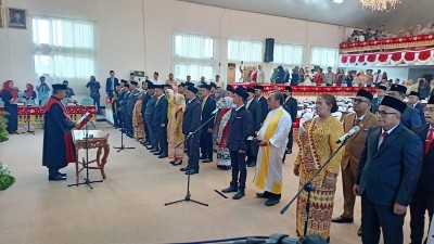 50 Anggota DPRD Lamteng 2024-2029 Dilantik, Sumarsono Titip Pesan; Selalu Perjuangkan Aspirasi Rakyat