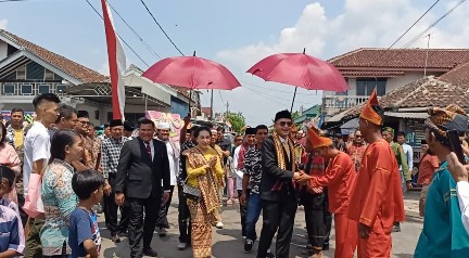 Resmi Dilantik, Legislator Muda  Lucken Felario Siap Perjuangkan Aspirasi Rakyat