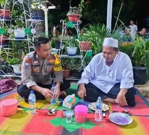 Jelang Pilkada Serentak 2024, Bhabinkamtibmas Polsek Seputih Mataram Tingkatkan Patroli Cooling System