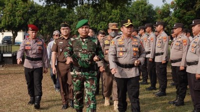 Siap Amankan Pilkada, Kapolres Lampung Tengah Pimpin Apel Gelar Pasukan OMP Krakatau 2024-2025