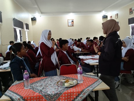 LDKS 2024, Siswa  SMAN1 Seputihbanyak Dibekali Pelatihan Jurnalistik
