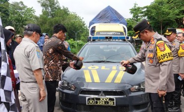 Logistik Pemilukada Kabupaten Lamteng Didistribusikan KPU ke PPK