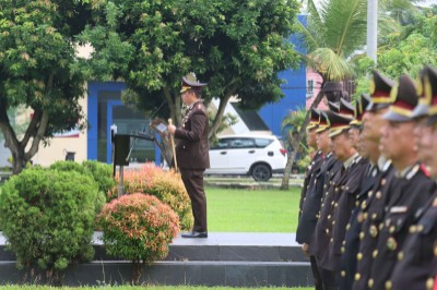 Peringati Hari Ibu ke-96, Polres Lamteng Gelar Upacara