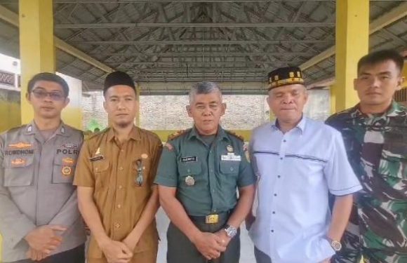 Forkopincam Trimurjo Bersama Anggota DPRD Lamteng Pantau Pelaksanaan Pemilihan Ketua RW Kelurahan Adipuro