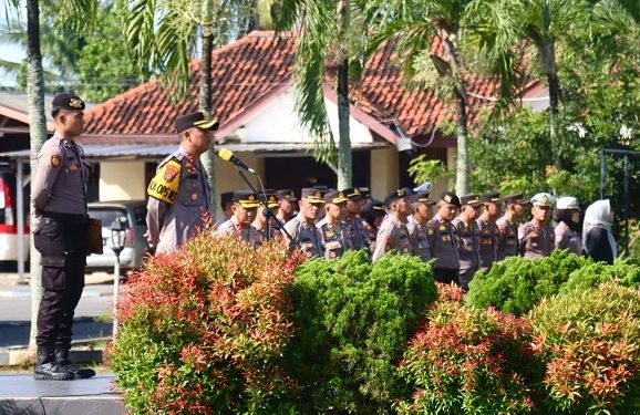Kapolres Lamteng Pimpin Apel Pagi Sekaligus Gelar Halal Bihalal